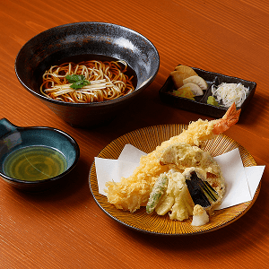 デカ海老天 蕎麦