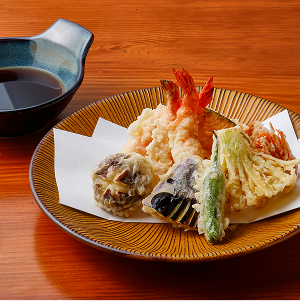 車エビと野菜の天婦羅盛り合わせ